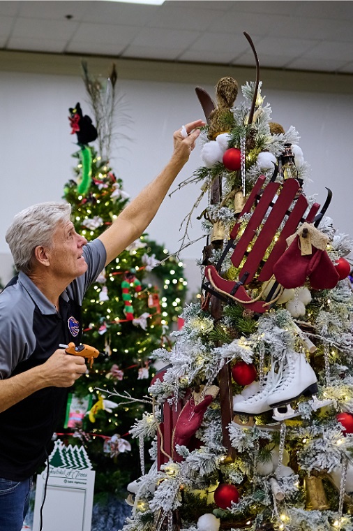 Festival of Trees General Exhibition and Volunteers15